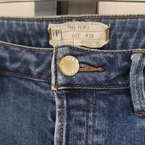 Free People Size 28 Skinny Jeans. - Picture 4 of 8